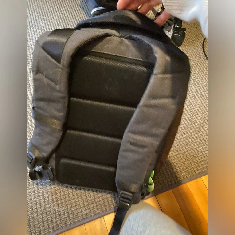 Incase computer backpack - Picture 4 of 4